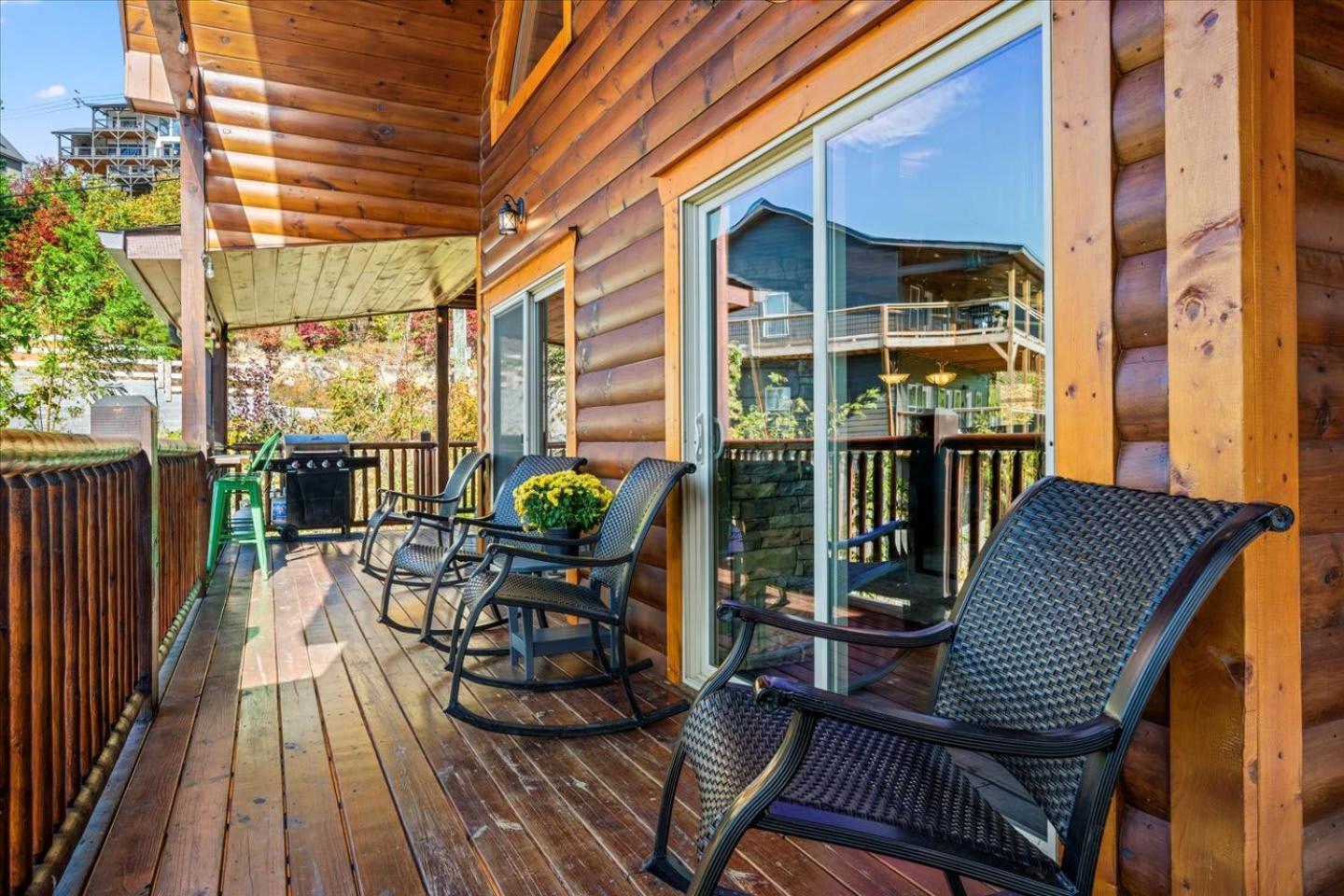 Indoor Pool, Volleyball Beach, Mountain View, Luxury Gatlinburg Exterior photo